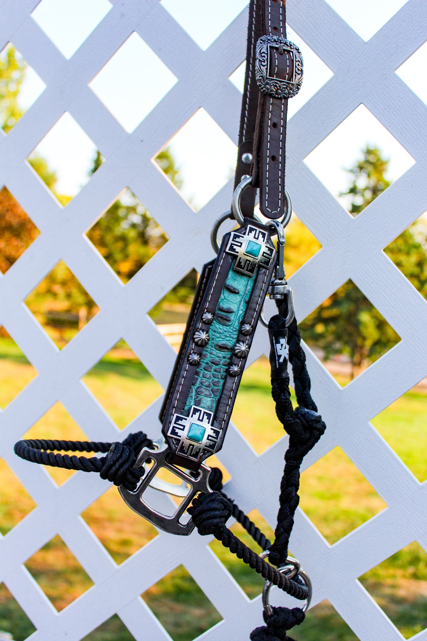 Elite Hybrid Lariat Halter